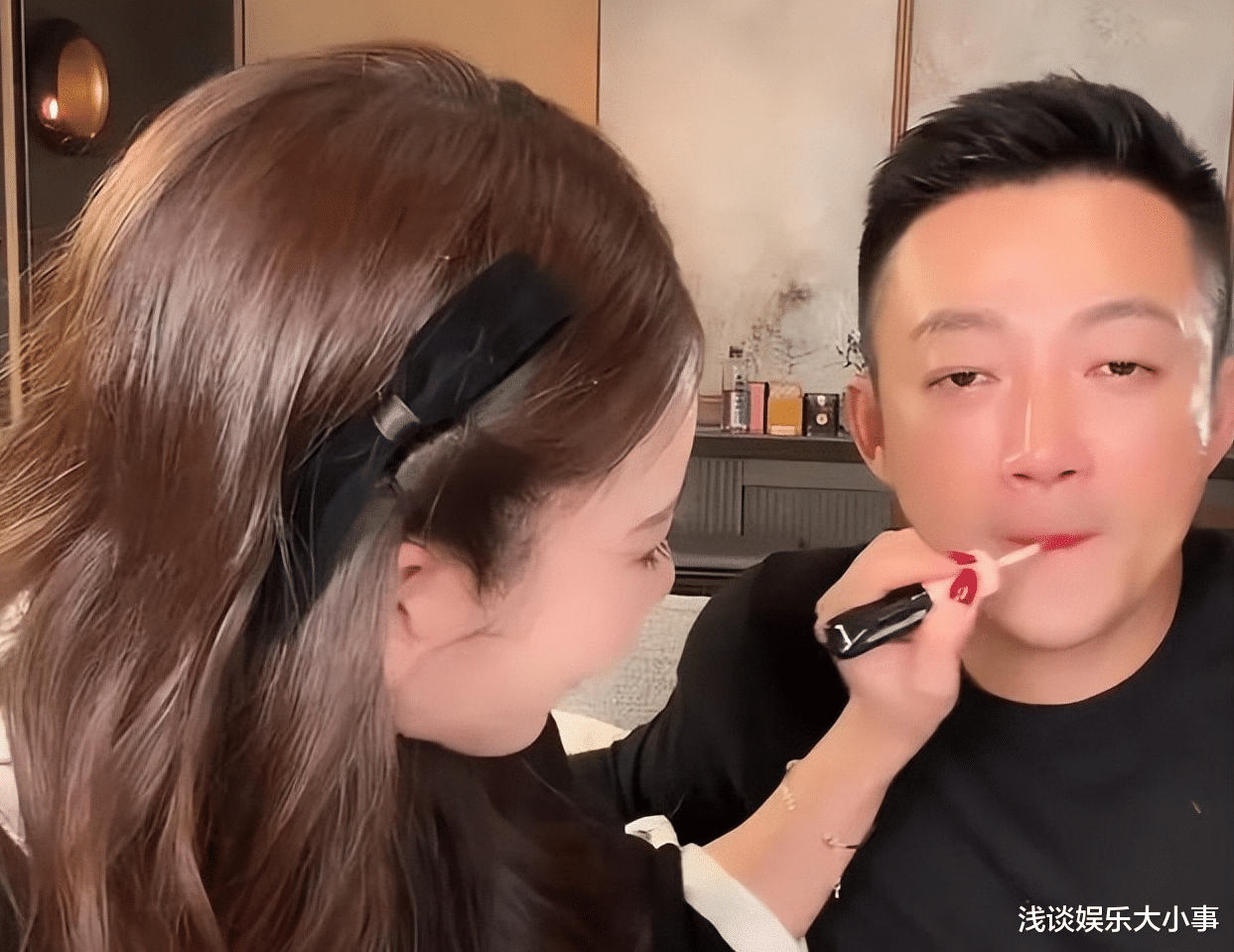 事一桩但一个细节被揭好事又变成了坏事AG旗舰厅网站入口大S代言续约本是好(图8)
