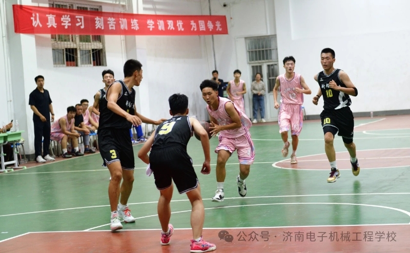 市校园篮球联赛在济南电子机械工程学校开幕AG旗舰厅网2024-2025年度济南(图1) 市校园篮球联赛在济南电子机械工程学校开幕AG旗舰厅网2024-2025年度济南(图1)